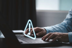 Kaip apsaugoti kompiuterį nuo virusų ir kenkėjiškų programų?