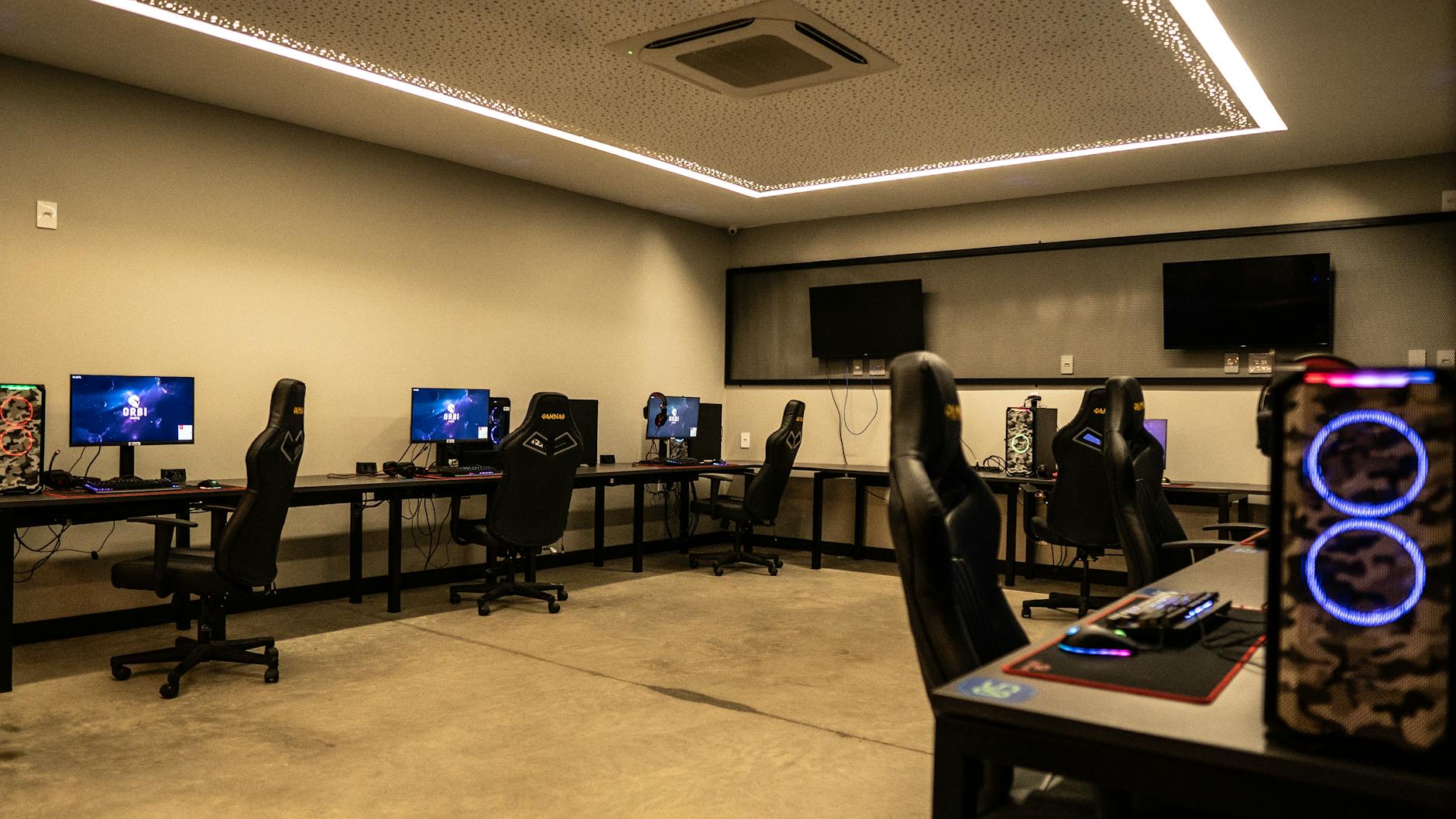 Technologiju_sektori