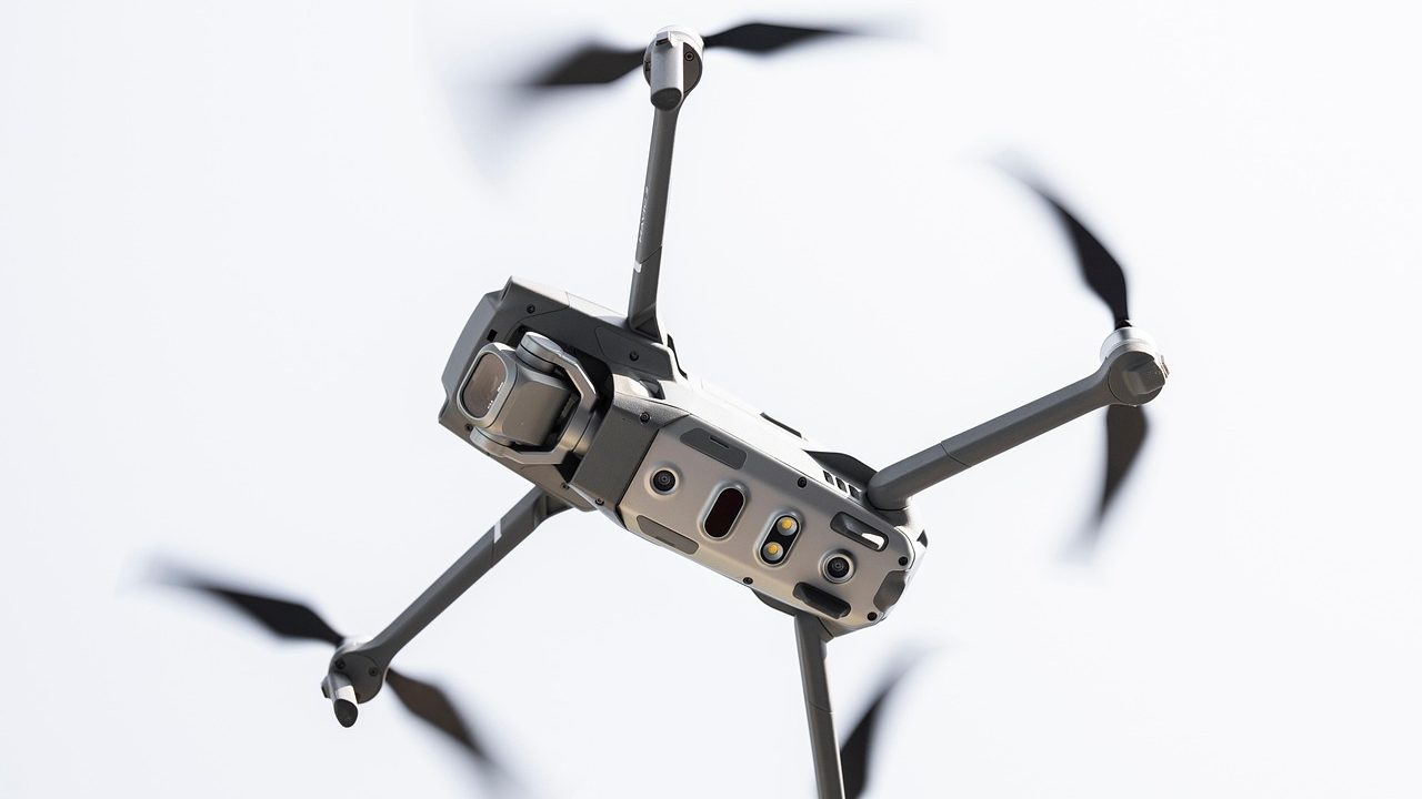 Lietuviška dronų technologija – JAV policijos sistemoje: „IT logika“ gavo pirmąjį šešiaženklį užsakymą